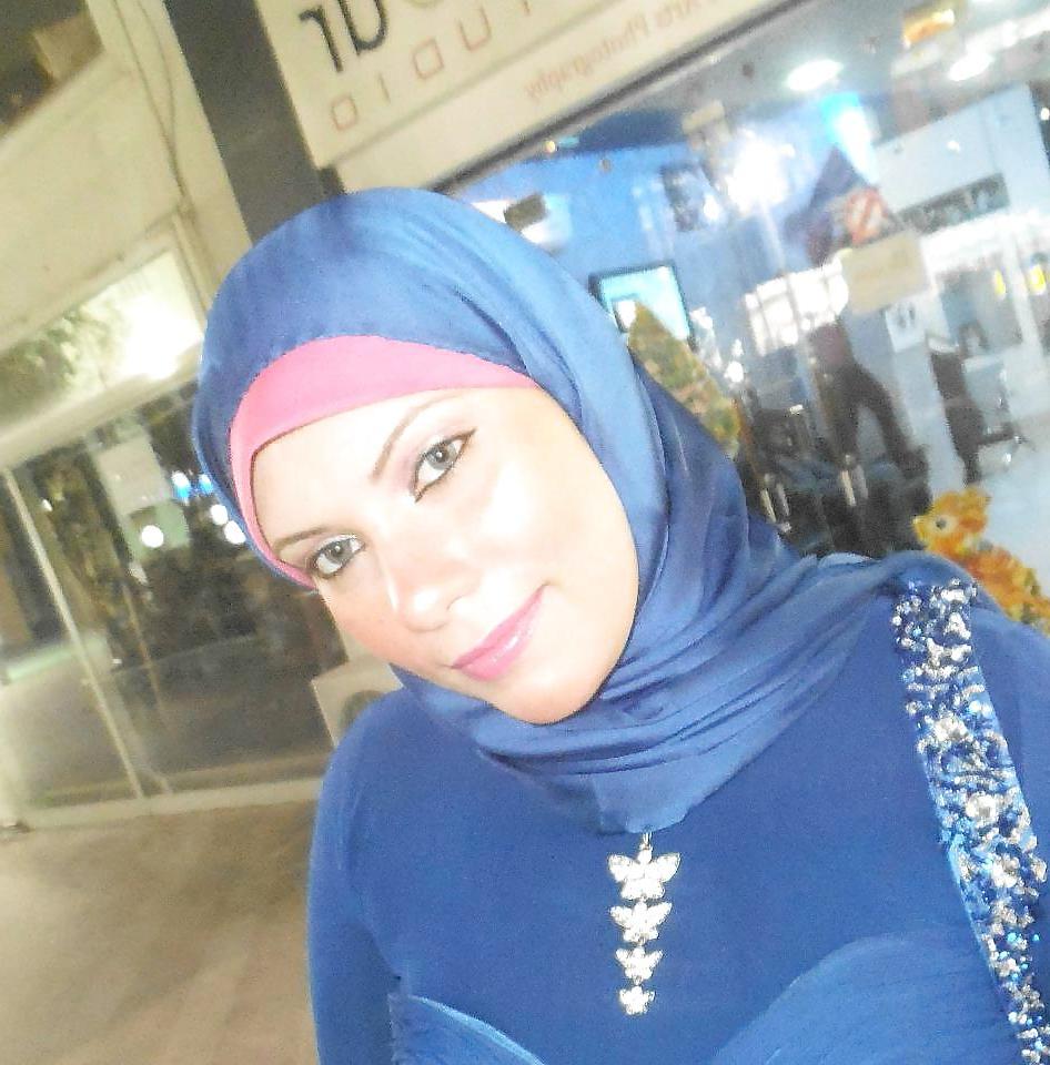 25P Arab Egyptian Big Tits 