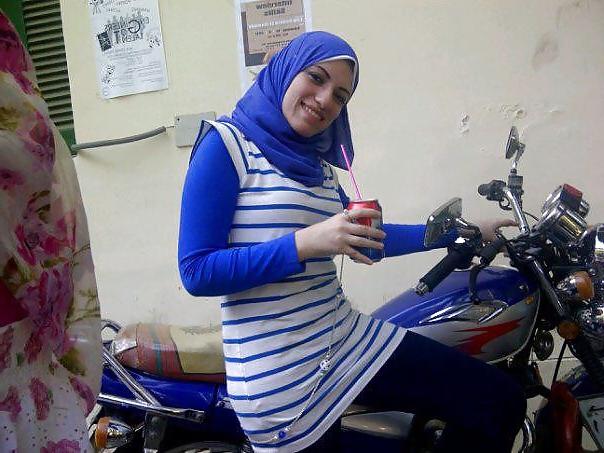 25P Arab Egyptian Big Tits 