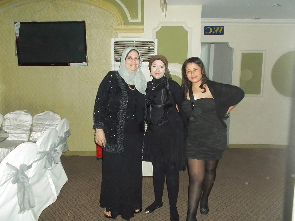 25P Arab Egyptian Big Tits 