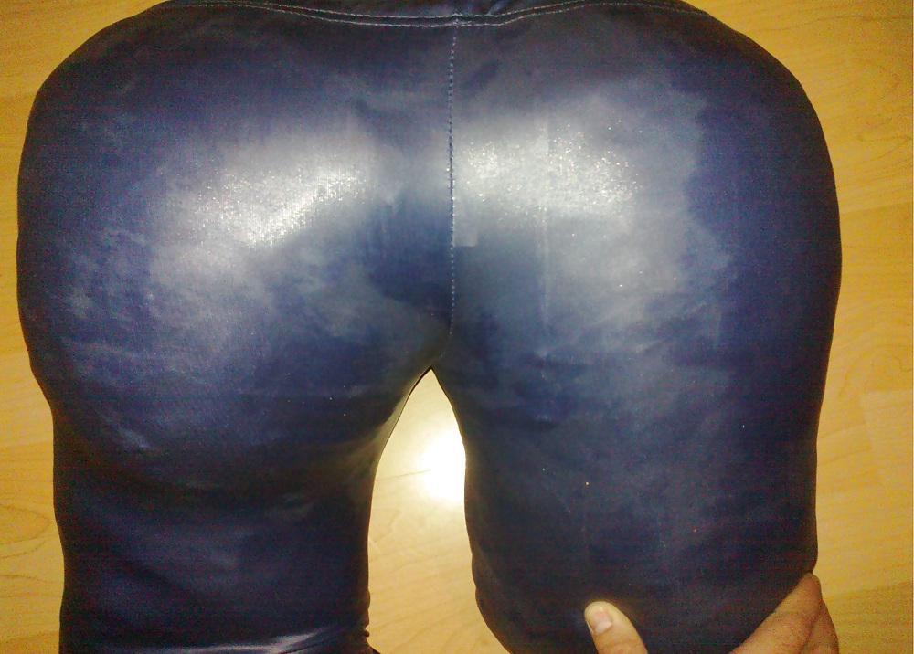 12P Humping shiny ass