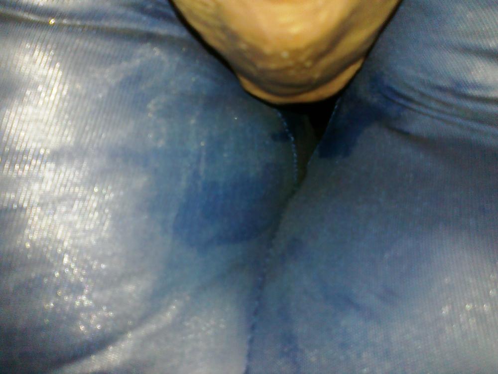 12P Humping shiny ass