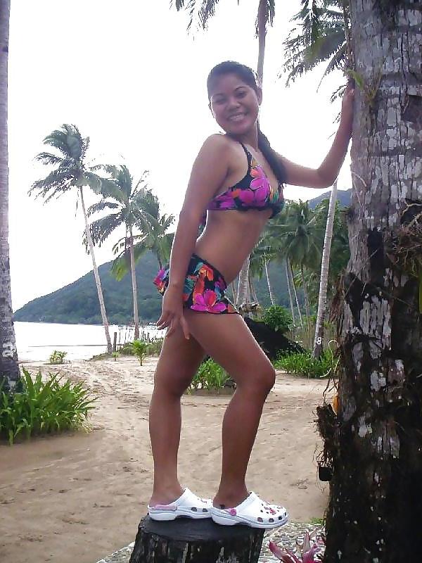 25P Filipina friend- holiday 3