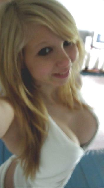 25P 420ellu's ASSES & TITS