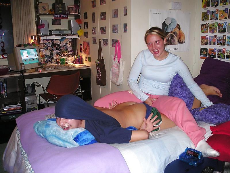 10P BABES PANTY DOWNING