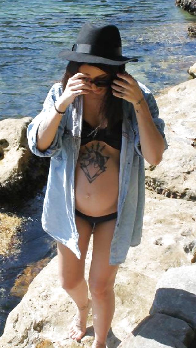 25P Preggo Babes