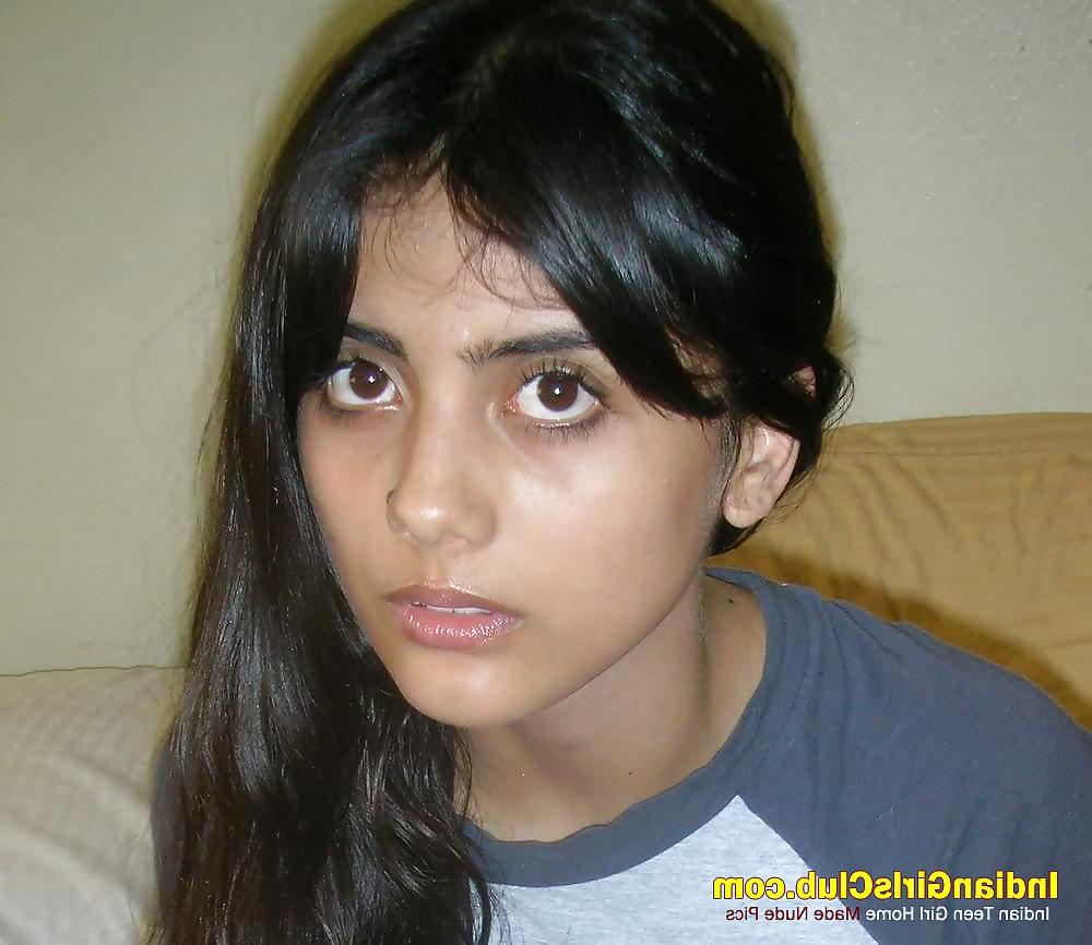 25P Beautiful Indian Girl