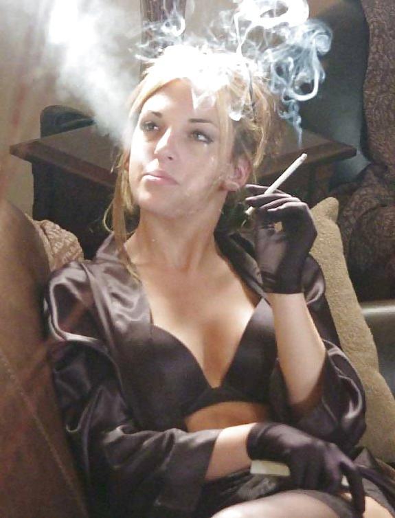 24P Smoking hott
