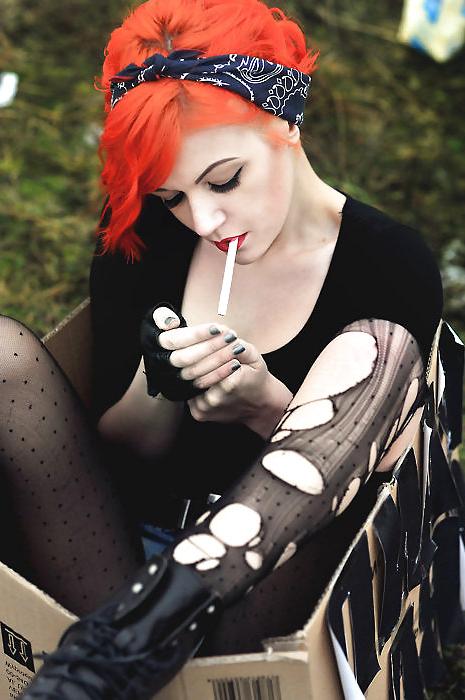 24P Smoking hott