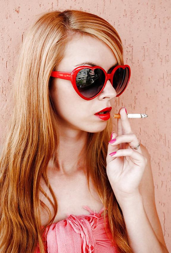 24P Smoking hott