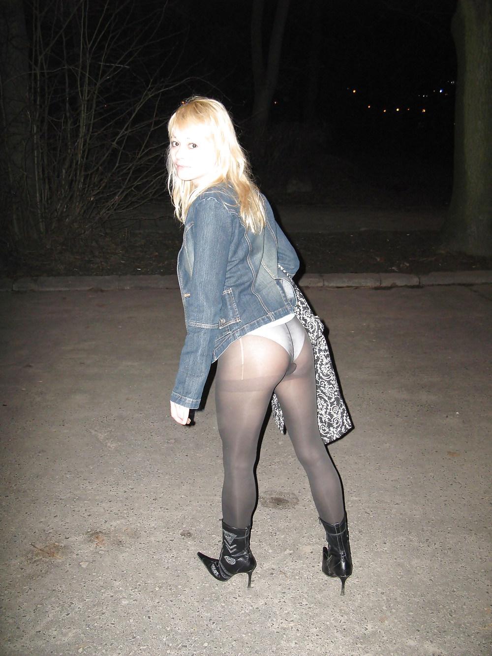 17P Babes in pantyhose-going for a walk.