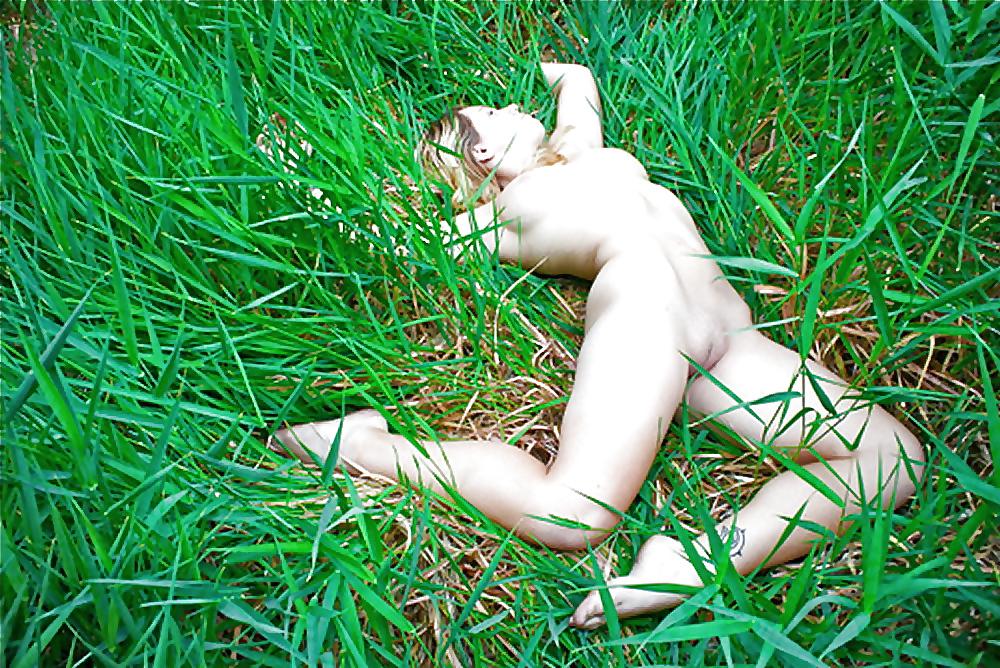 24P Favorite Outdoor Babes 36