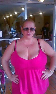 17P Huge Tits, Tight Tops 27
