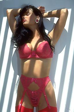 25P KEY - Lady in Red 04 Sexy Lingerie & Top with Big Boobs