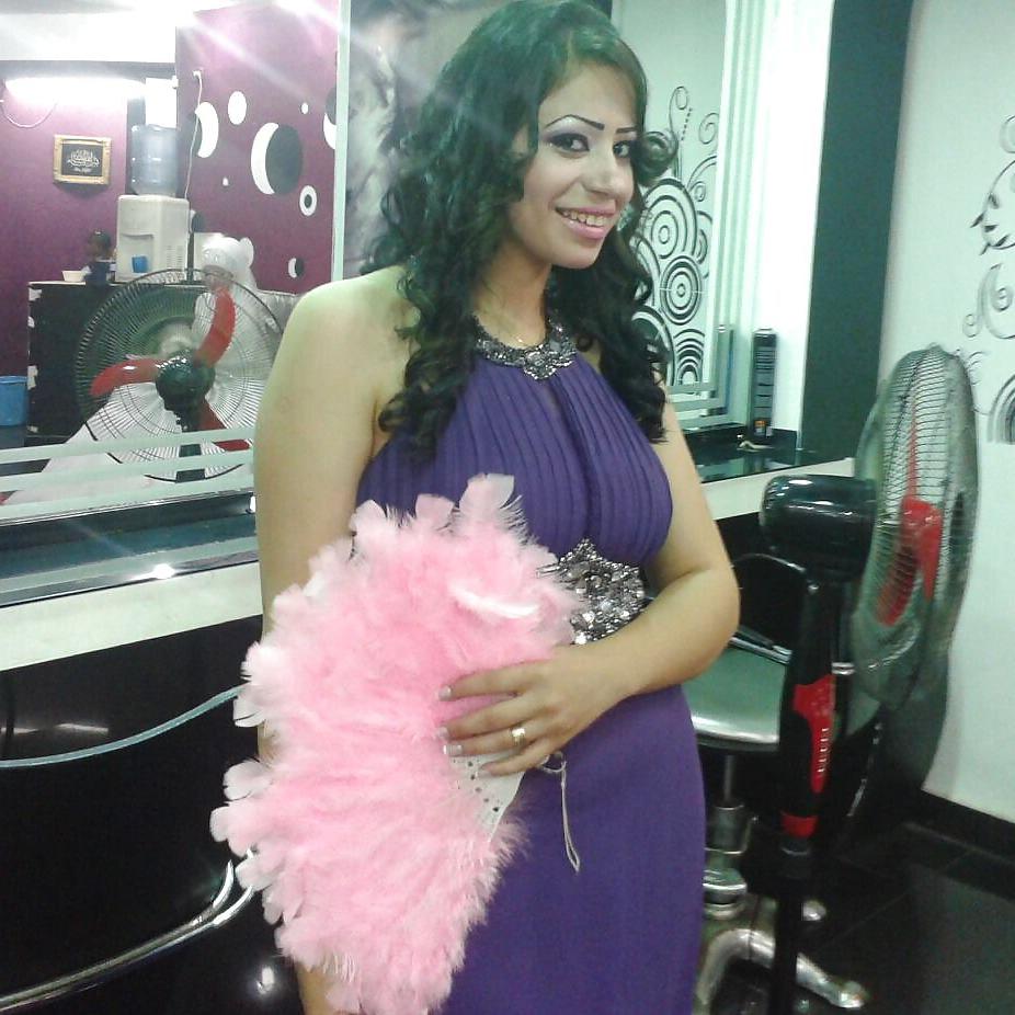 19P Arab Egyptian Big Tits Busty Friends 