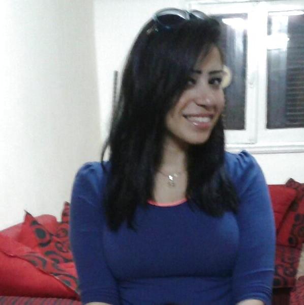 19P Arab Egyptian Big Tits Busty Friends 