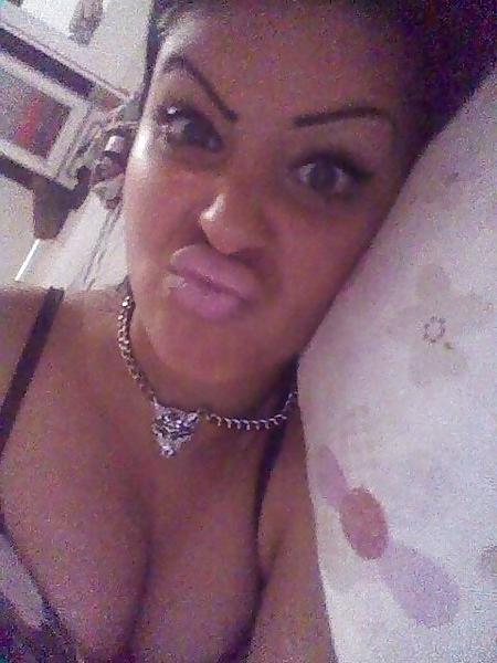 25P Amel Beurette Trop Bonne