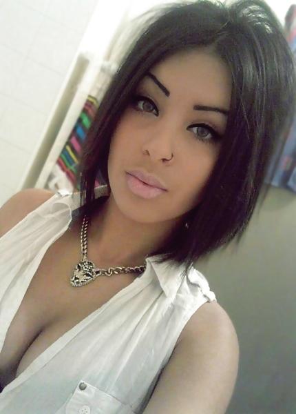 25P Amel Beurette Trop Bonne