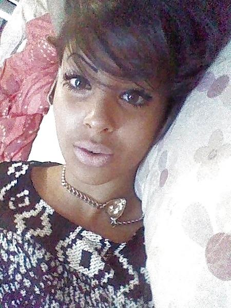 25P Amel Beurette Trop Bonne