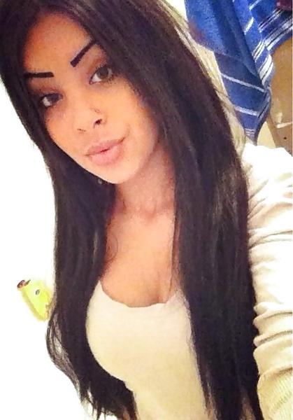 25P Amel Beurette Trop Bonne