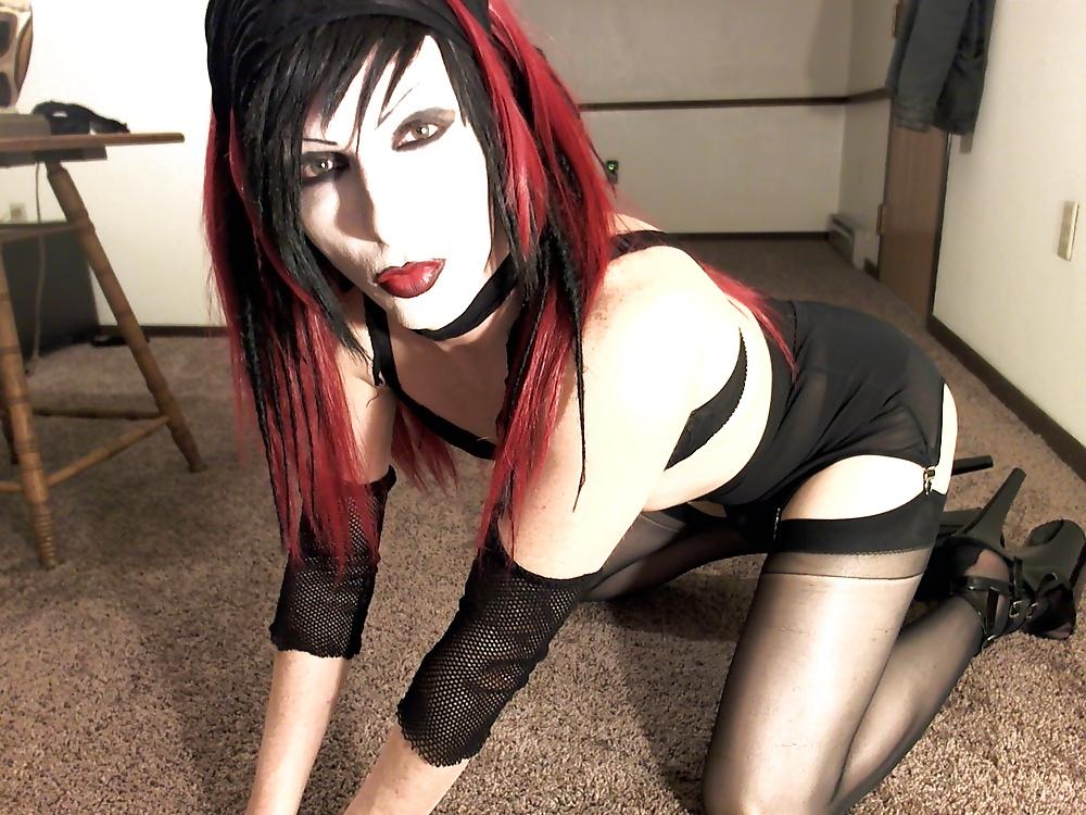 19P A couple webcam snips