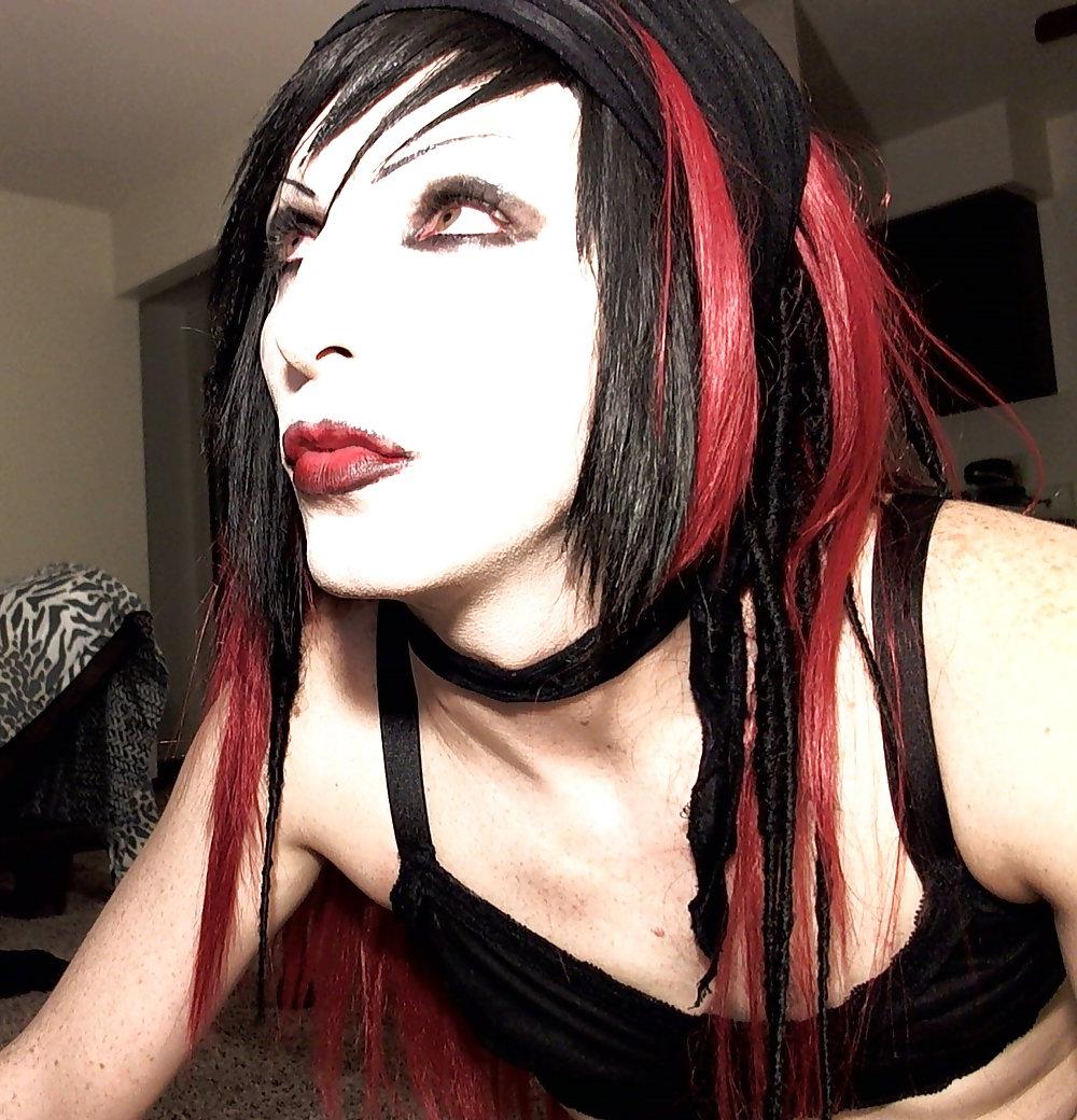 19P A couple webcam snips
