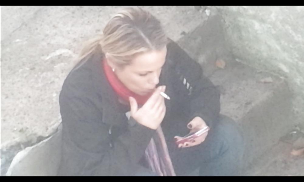 25P Winter Time Smoking