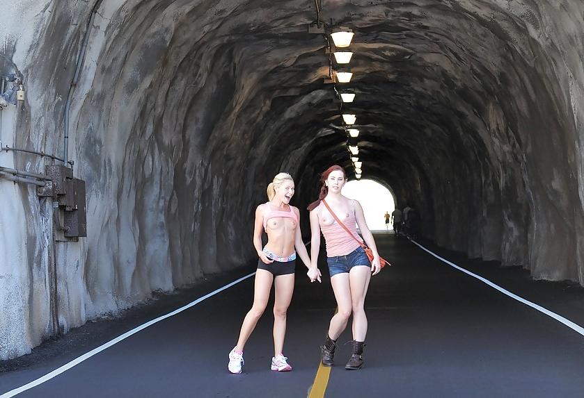 8P Crazy Public Lesbians