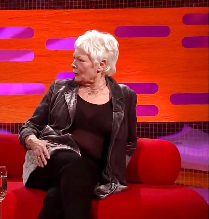 19P Judi Dench Huge Tits (See Thu Top)!!