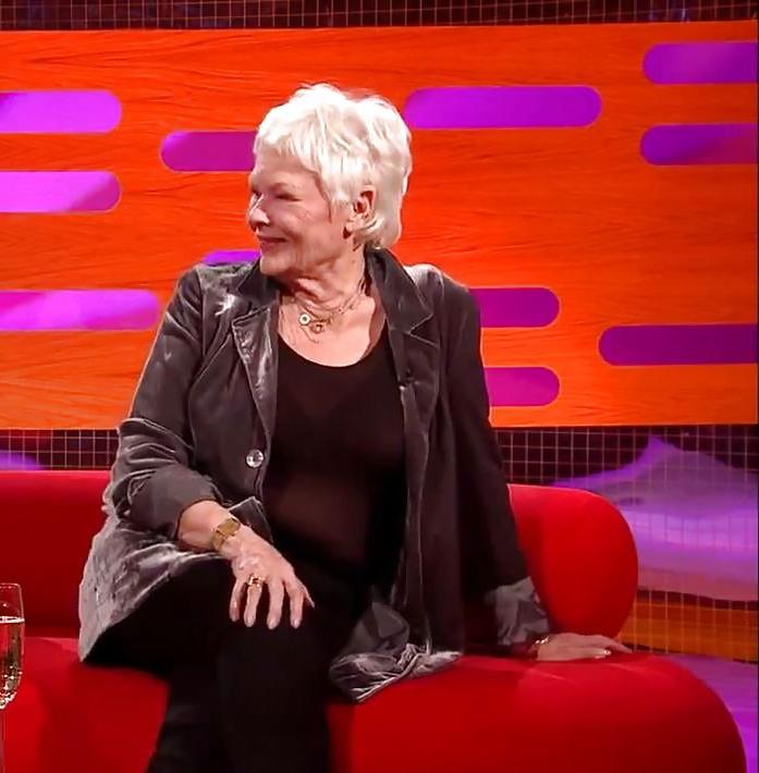 19P Judi Dench Huge Tits (See Thu Top)!!