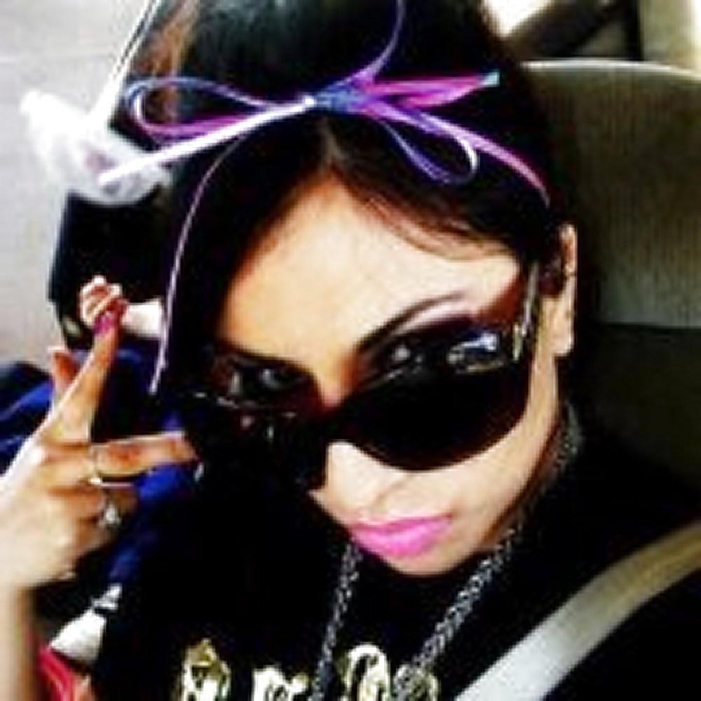 12P An american girl called Maliheh B.