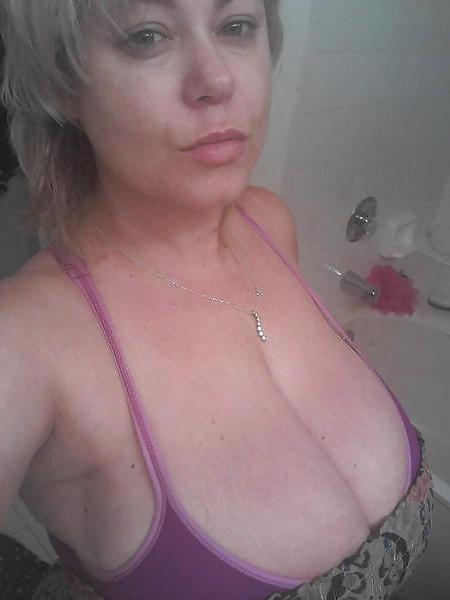 25P Huge Tits, Tight Tops 47