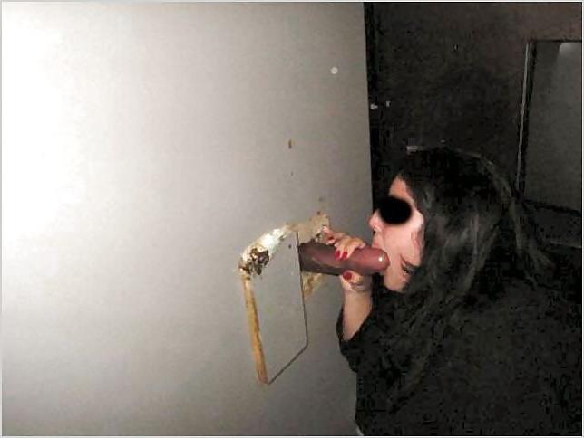 18P Glory hole girls2