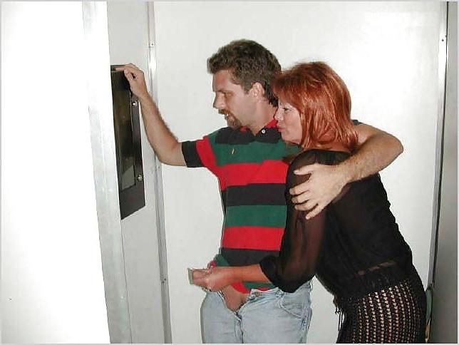 18P Glory hole girls2