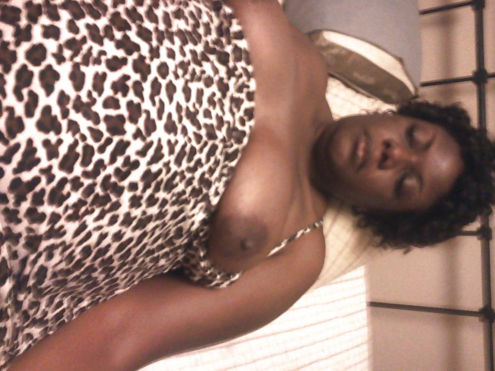 14P Ebony wife's New Years Eve