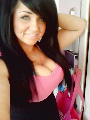 25P Non Nude Boobs