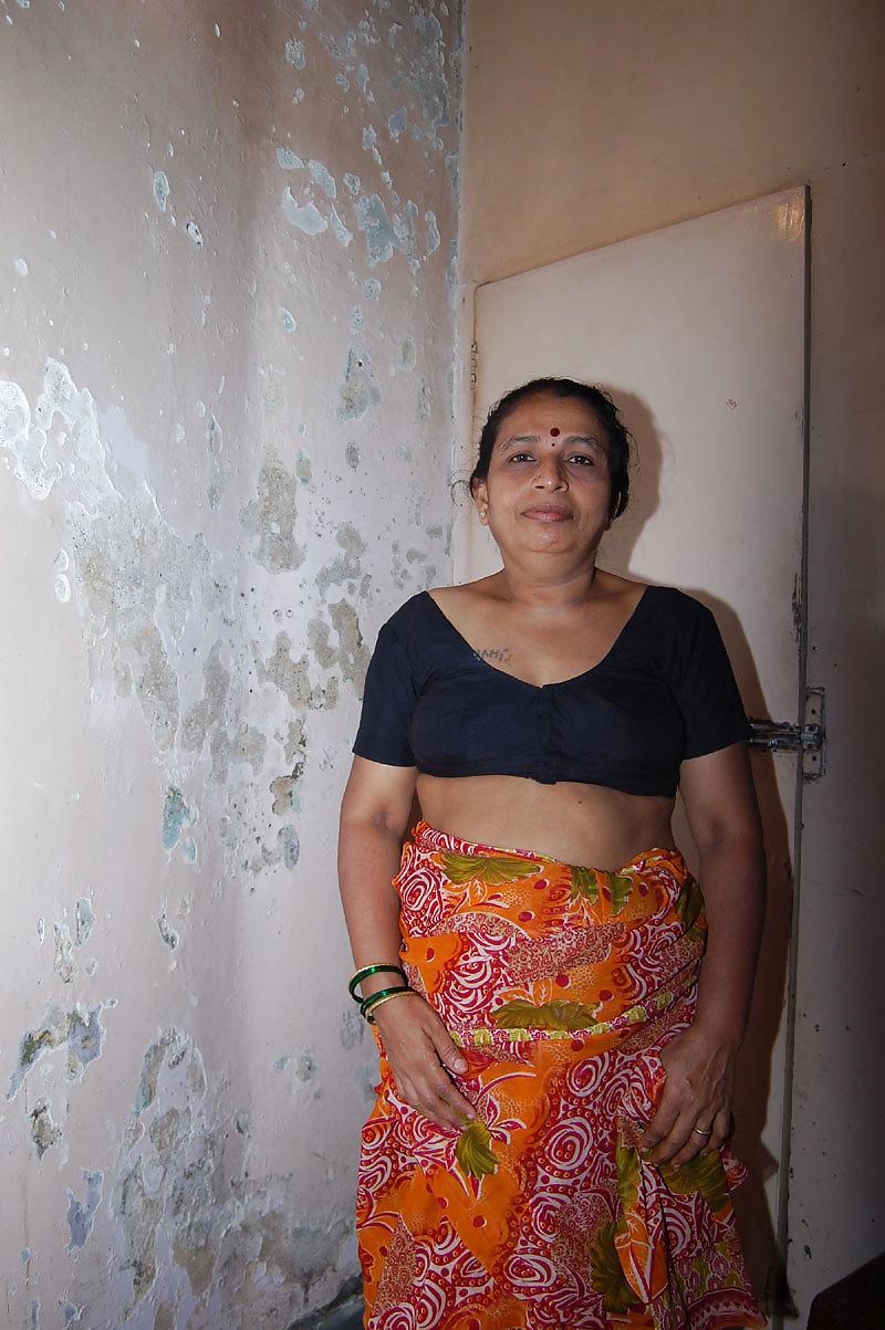 24P Indian aunty mixed 11