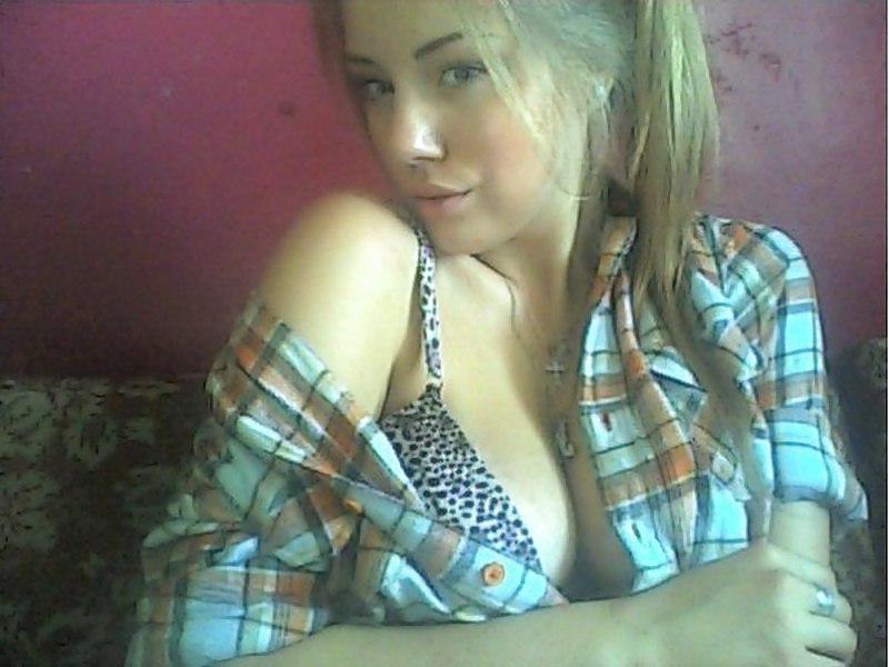 25P Webcam & phone selfshots 11