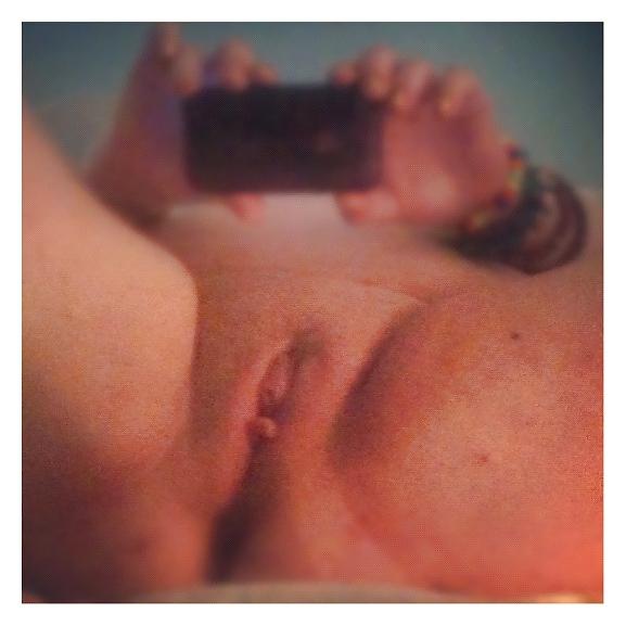 25P XXX Photos Off My Phone