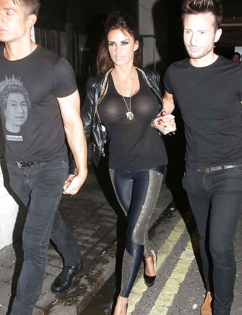25P Beautiful Celebs Caught by Voyeur TROC