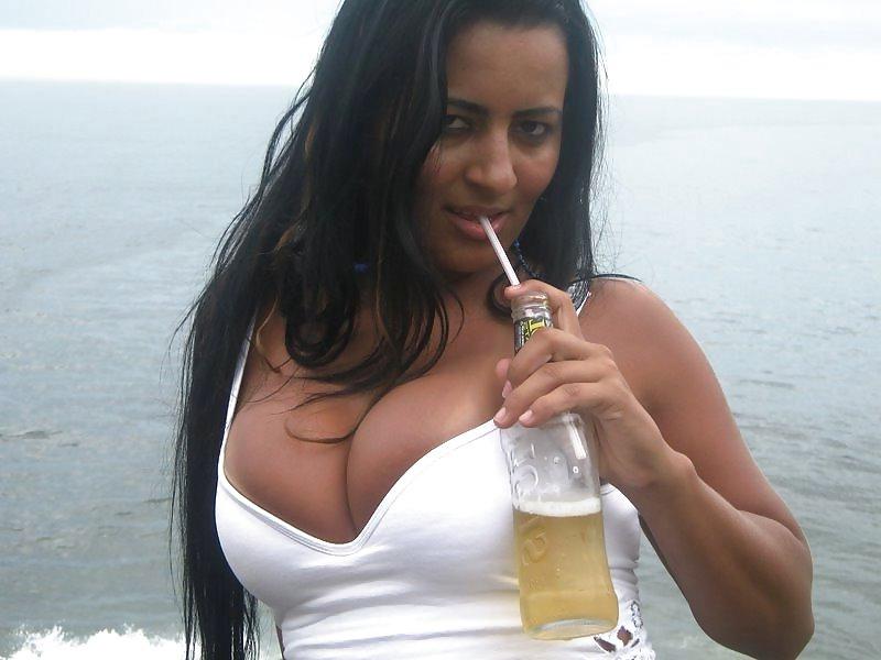 25P Big tits and ass