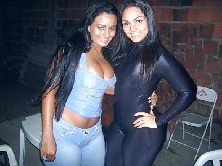 25P Big tits and ass