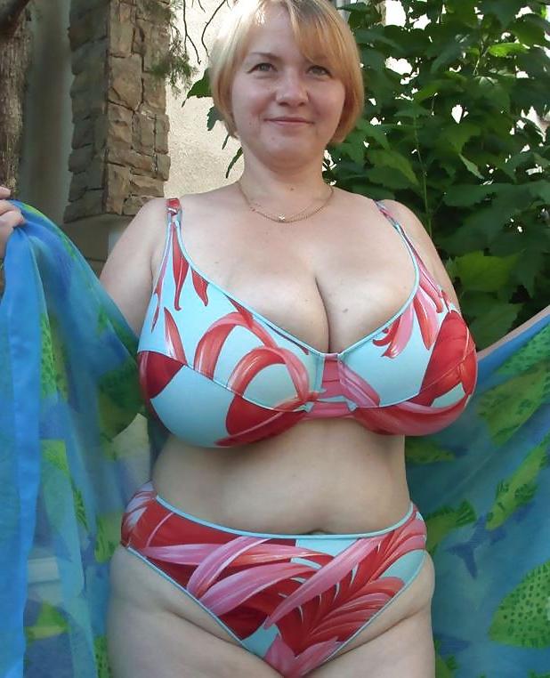25P Nice big fat chunky hangers