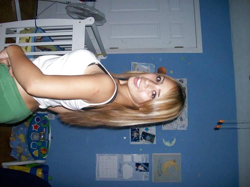 15P Married latina loves it
