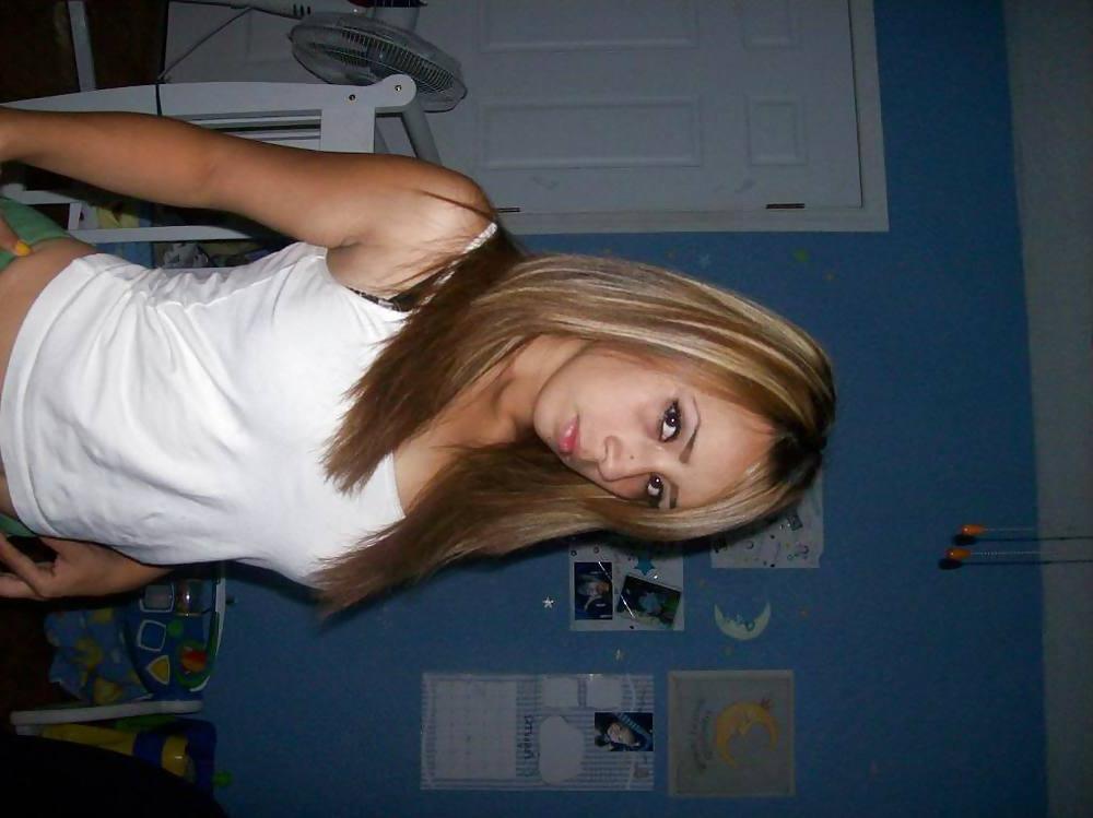 15P Married latina loves it