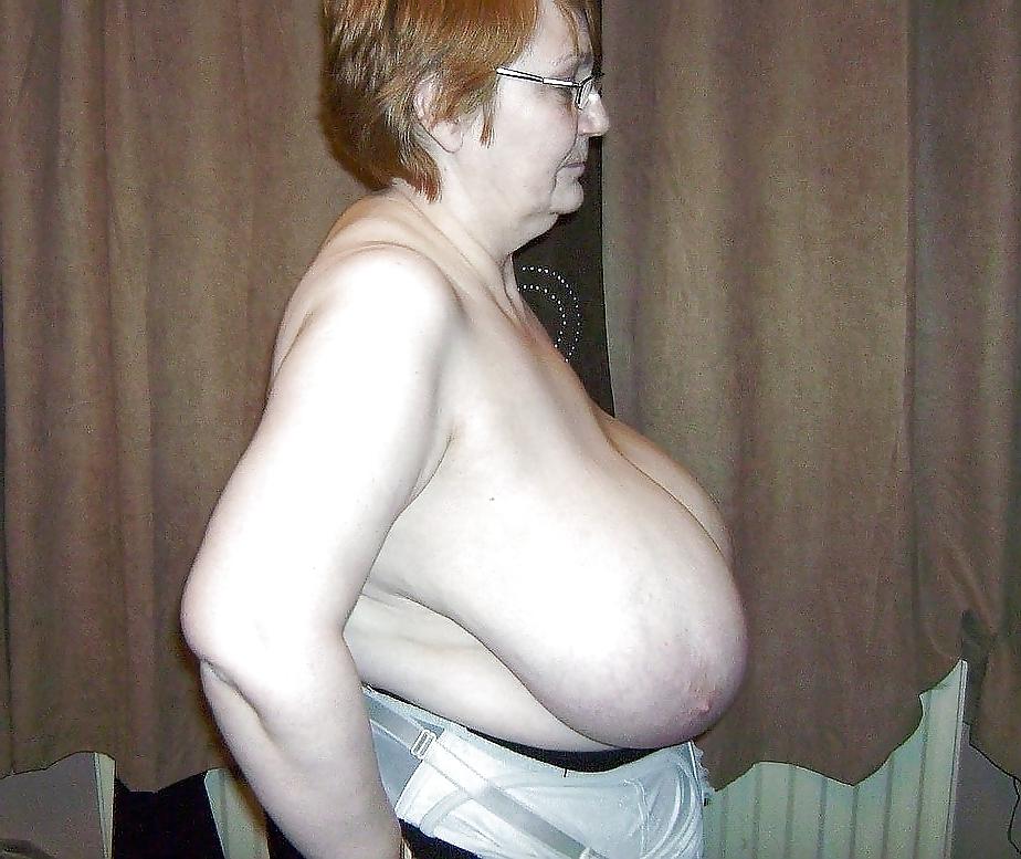 25P Esel loves... MASSIVE BOOBS 17