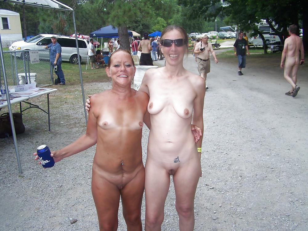 25P Saggy Tits 10
