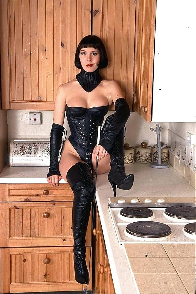 25P Sexy Women in Boots #10