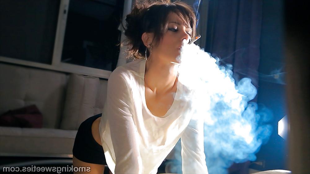 21P Alba: Taking delight in smoking