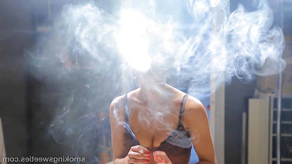 21P Alba: Taking delight in smoking