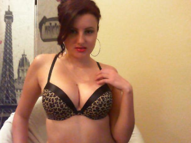 11P Hungarian webcam whore